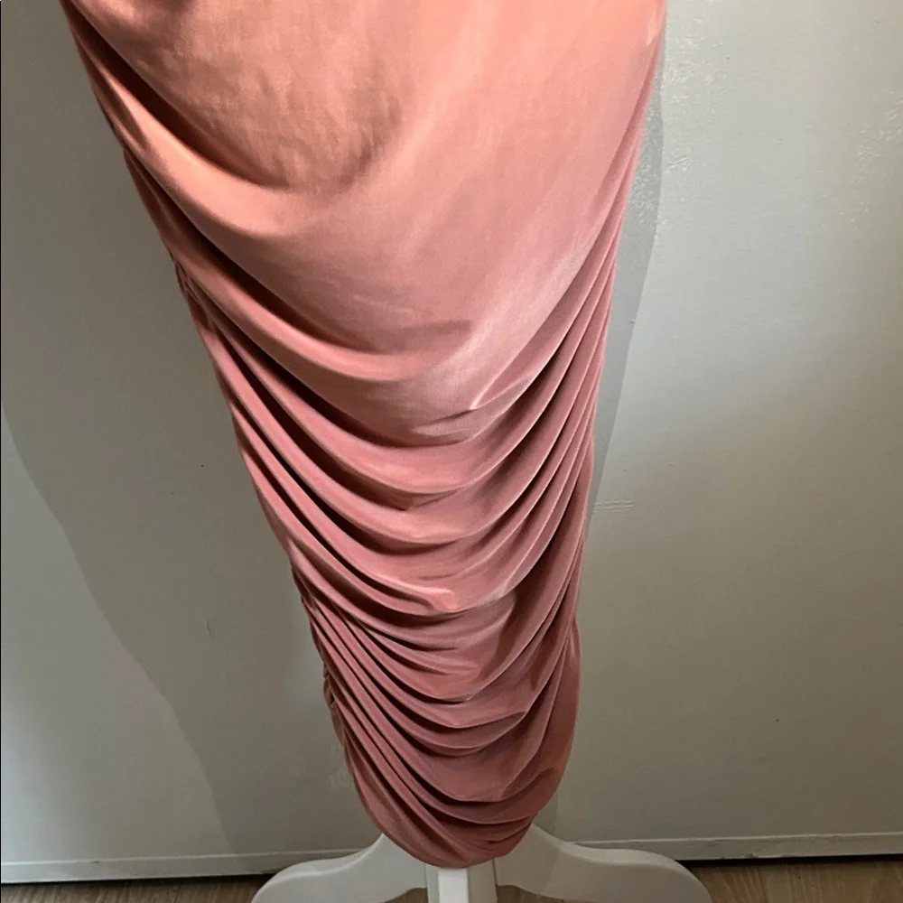 Missguided Maternity One-Shoulder Ruched Special Occasion Semi-Formal Midi Dress - Picture 7 of 11
